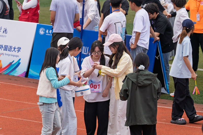 张昊阳48.jpg