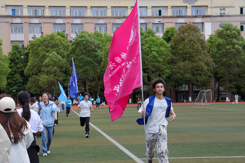 张瀚云28.jpg
