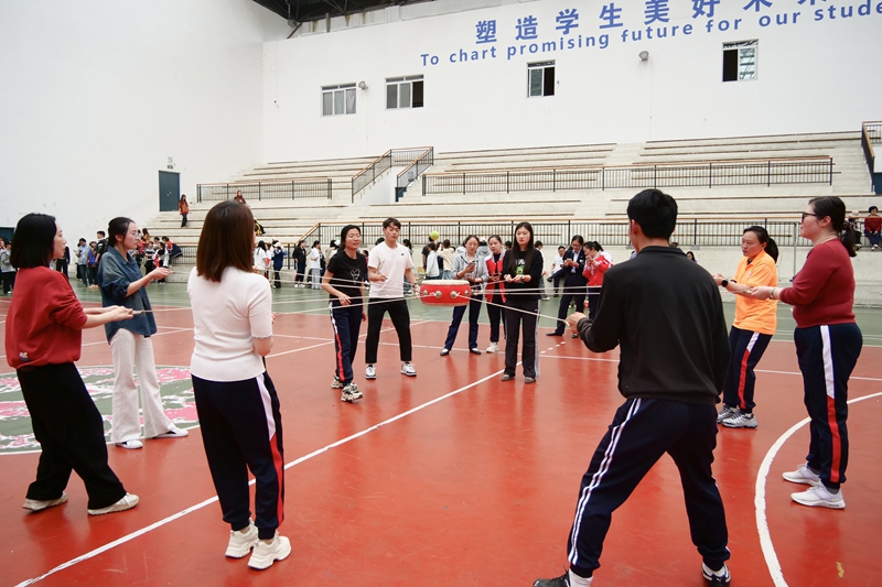 鲁智慧 (2).jpg